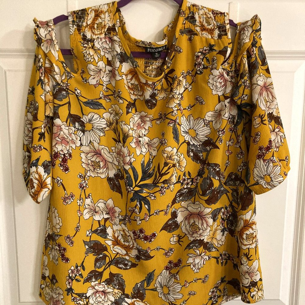 Roz & Ali Blouse / Top - long sleeved with peek-a-boo shoulders